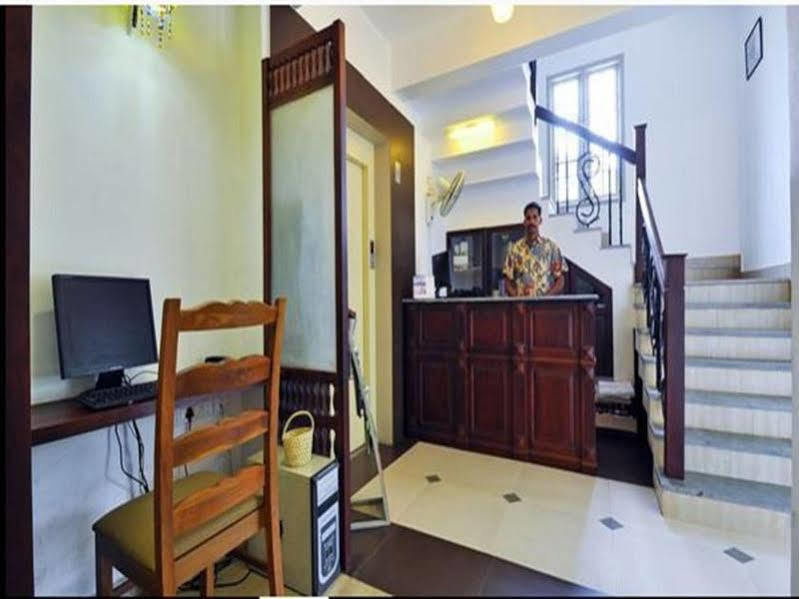 阿巴德胡椒之路酒店 Kochi 外观 照片